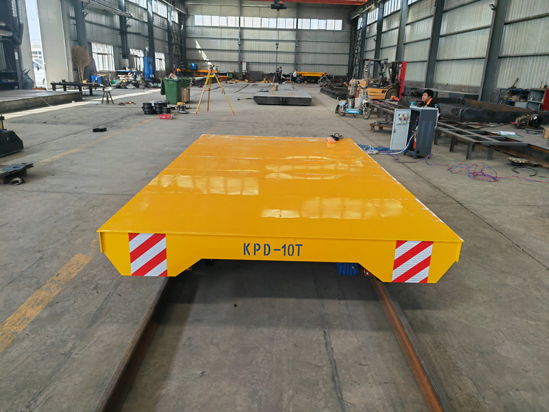 Индустријско транспортно решење Ниско напонски железнички трансфер трамвај