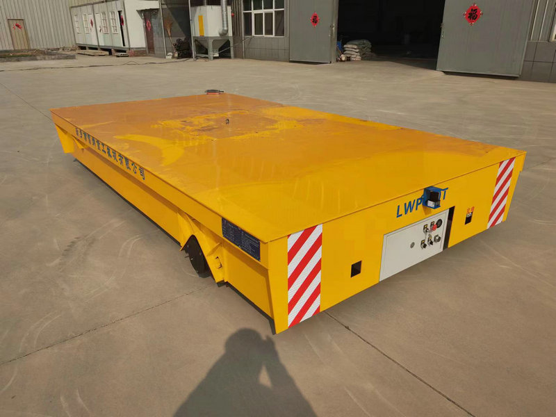 Умре Молл покретне батерије погон камион