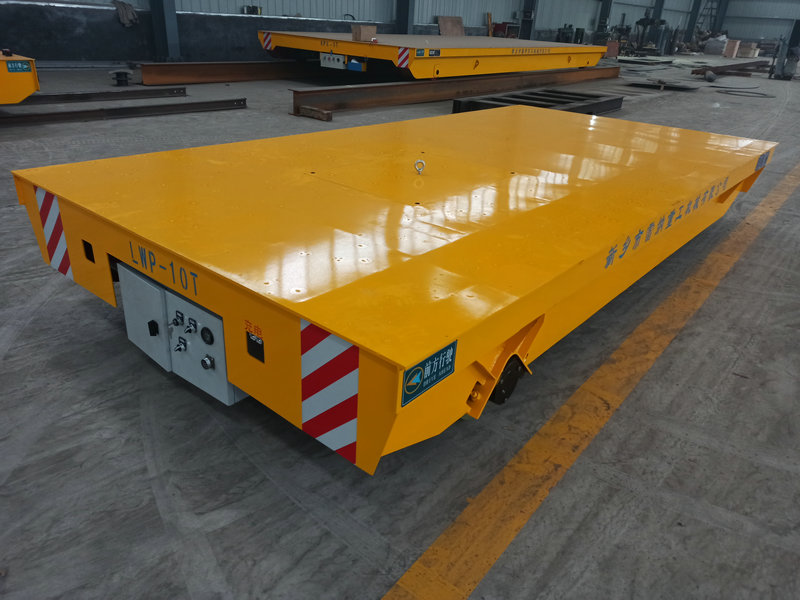 Električna transportna vozila bez tračnica otvaraju novu eru efikasnog saobraćaja