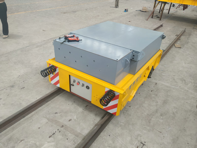 Железнички монтирани електрични транспортни колица