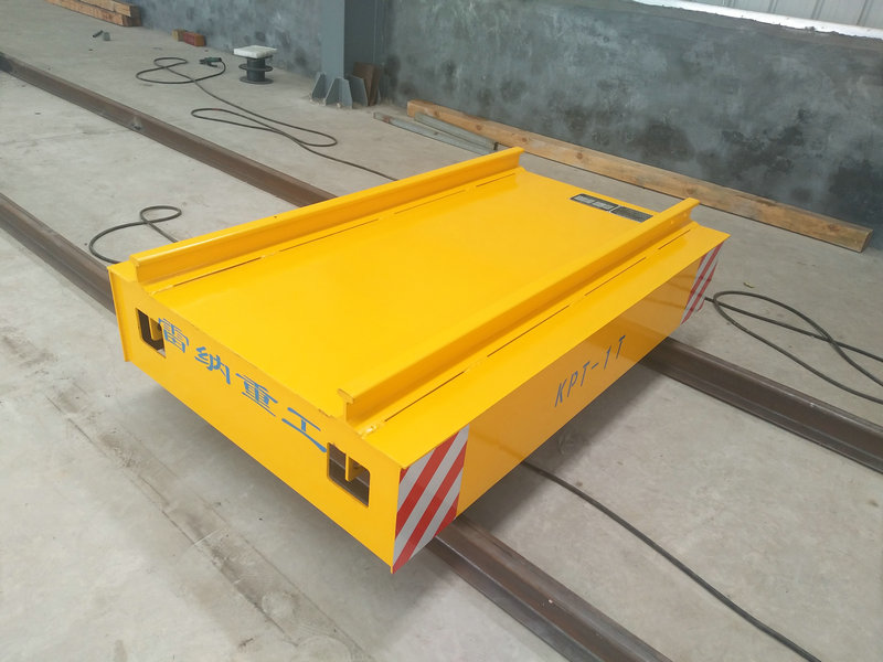 Кабел Реел Подржан складиштем Флат аутомобил на железничкој станици са даљинским управљањем