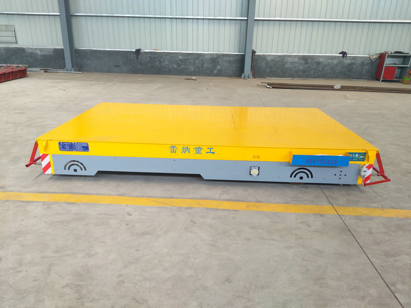 3Т батеријска индустријска транспортна платформа