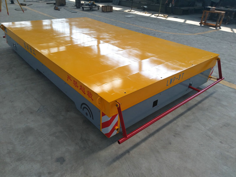 3Т батеријска индустријска транспортна платформа