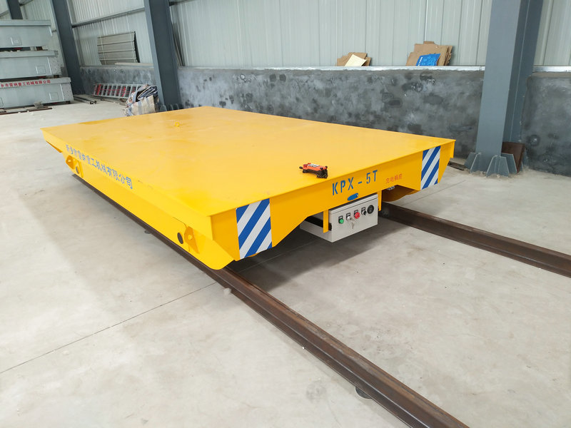 Тешка фабрика електрична железничка колица за пренос материјала