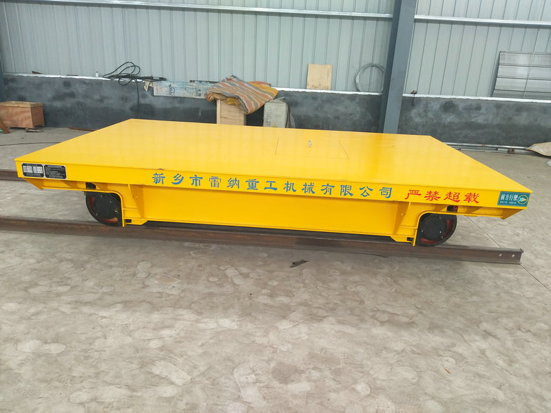 Једноставна електрична кочија за трансфер за тешке задатке