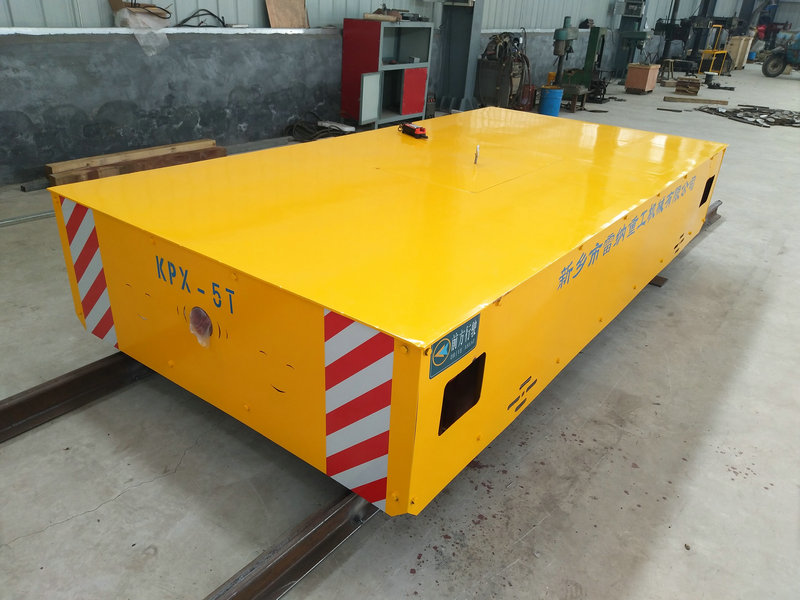 5 тона прилагођених индустријских материјала за транспорт приколице