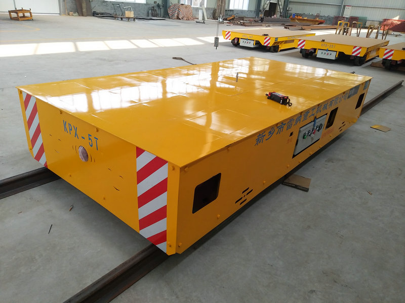 5 тона прилагођених индустријских материјала за транспорт приколице