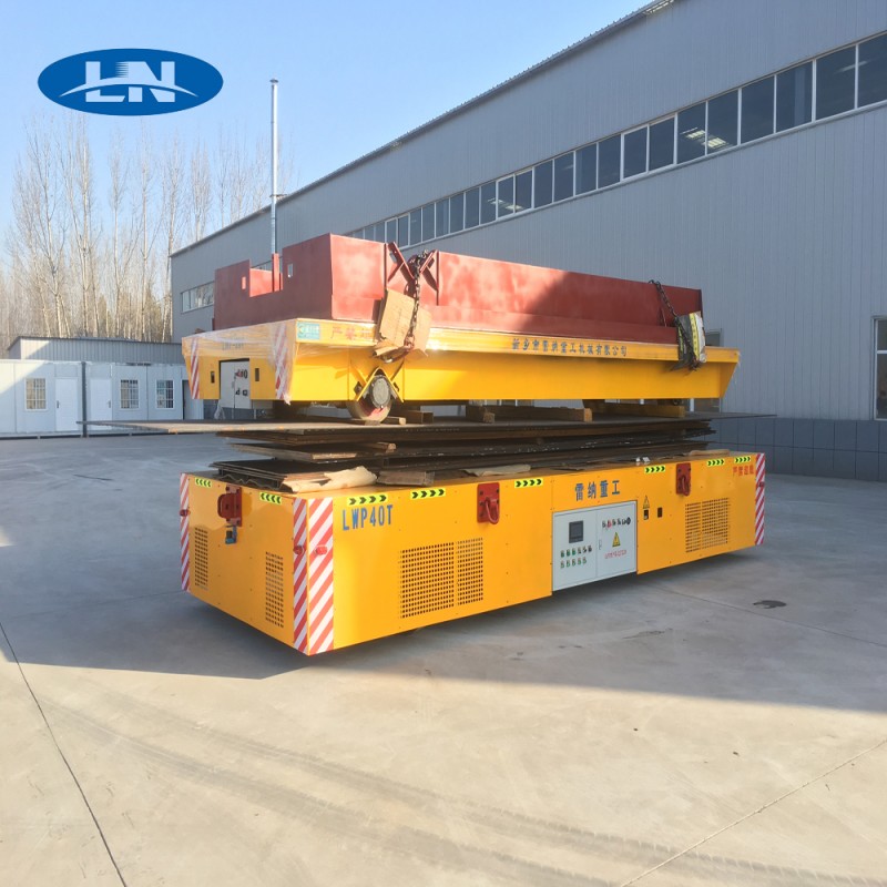 Како ради електрични трансферни колица без трака